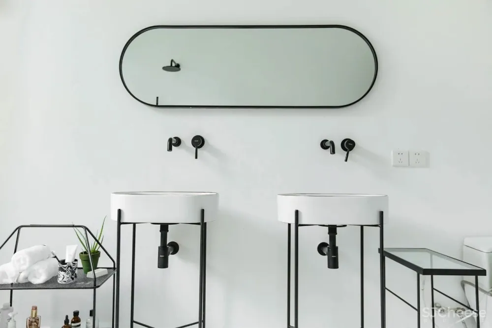 最牛租房族!安徽美女7500块在上海住300㎡,装成精致毛坯房