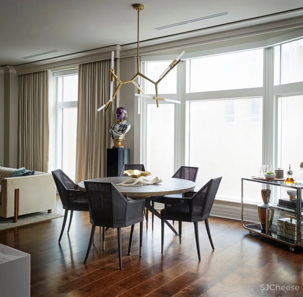 Donna Mondi 色彩视觉 与众不同