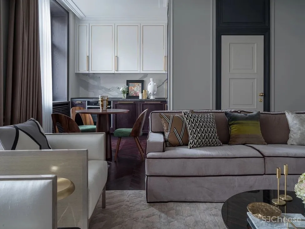 高级灰 红色，当代东方优雅美学的完美演绎