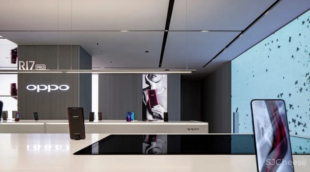 新作 | 东仓:OPPO 新加坡旗舰店 3.0 版本,零售空间的时尚艺术