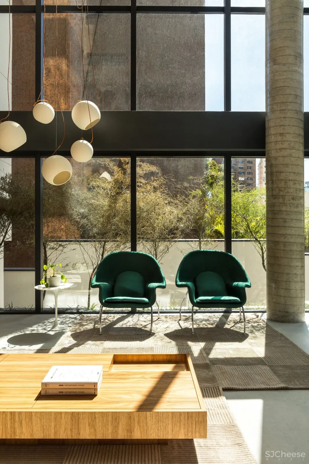 330m²顶奢复式的简约气质,低调而奢华