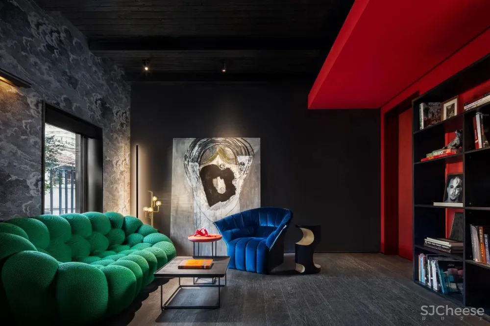 【2019年鉴榜办公作品】FW.GID 办公室 曾建龙