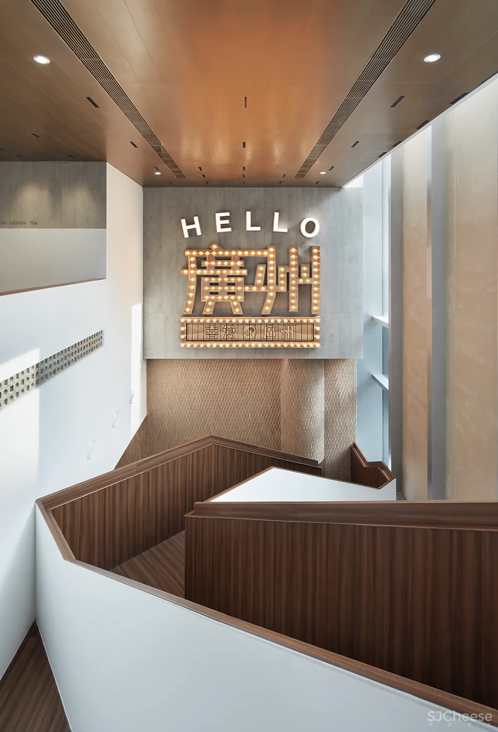 喜茶广州首家LAB旗舰店揭幕，「阿喜茶楼」惊艳羊城！