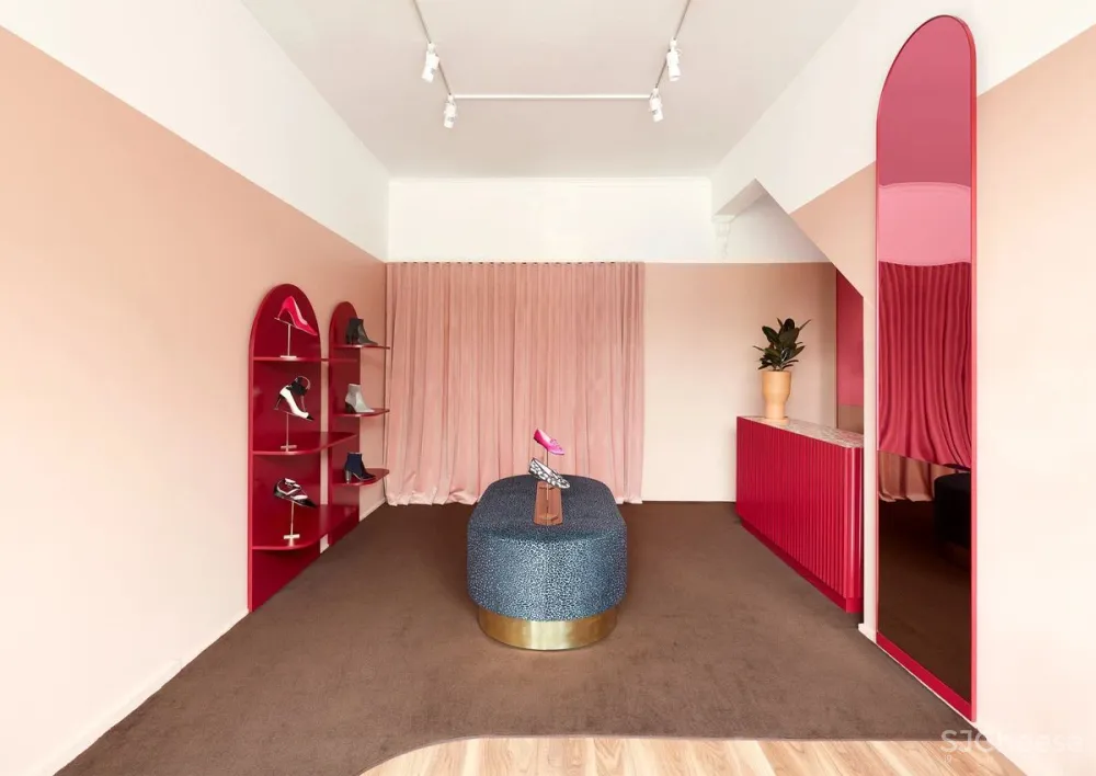 Christopher Elliott 新作 低调内敛的现代优雅