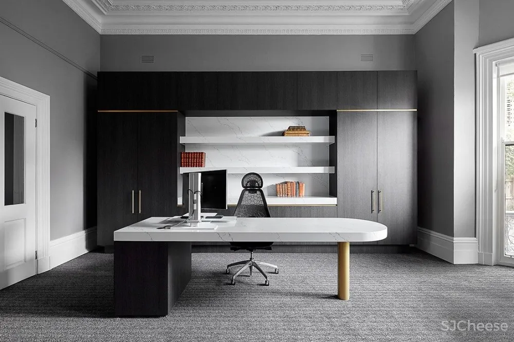 Christopher Elliott 新作 低调内敛的现代优雅