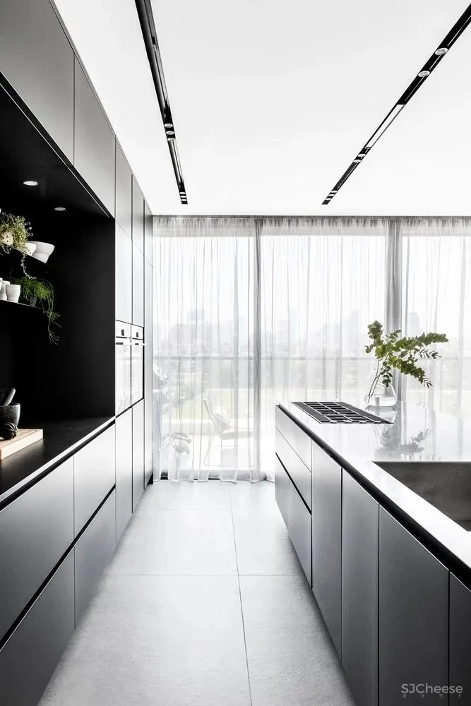 经典黑白 时尚跳色,玩出高级感