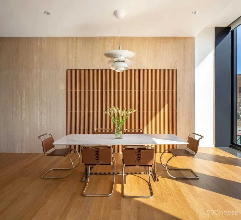 Richard Meier 设计的公寓楼,极简主义精装够低调、也够奢华!