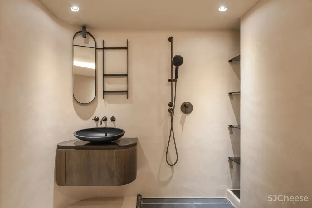 HODDI INTERIOR Memory