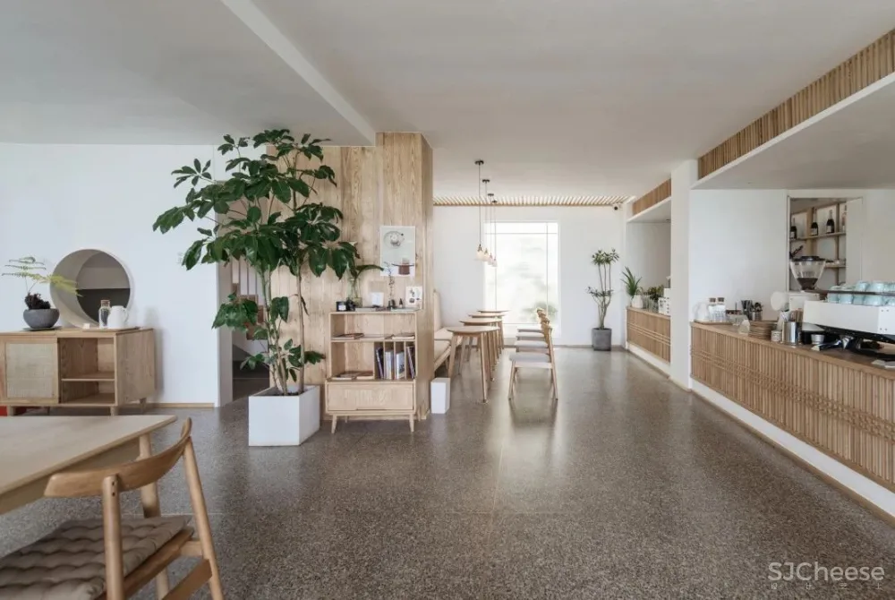 别止:重庆南山上的白房子,让人“重返18岁”