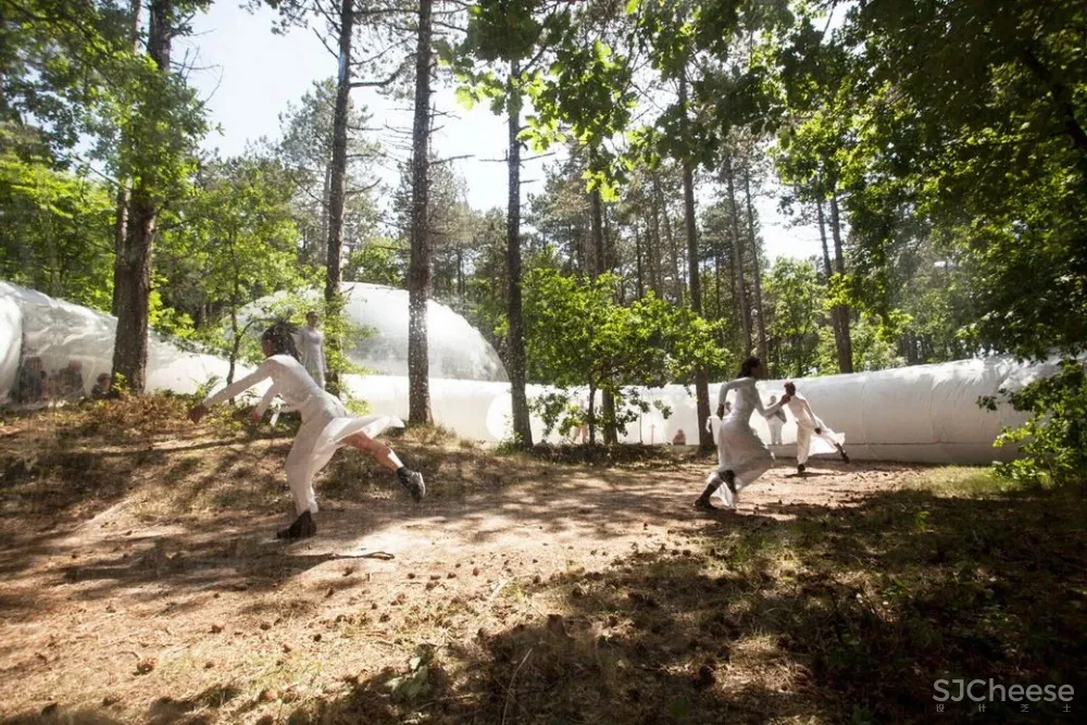 什么是透光“软玻璃”？