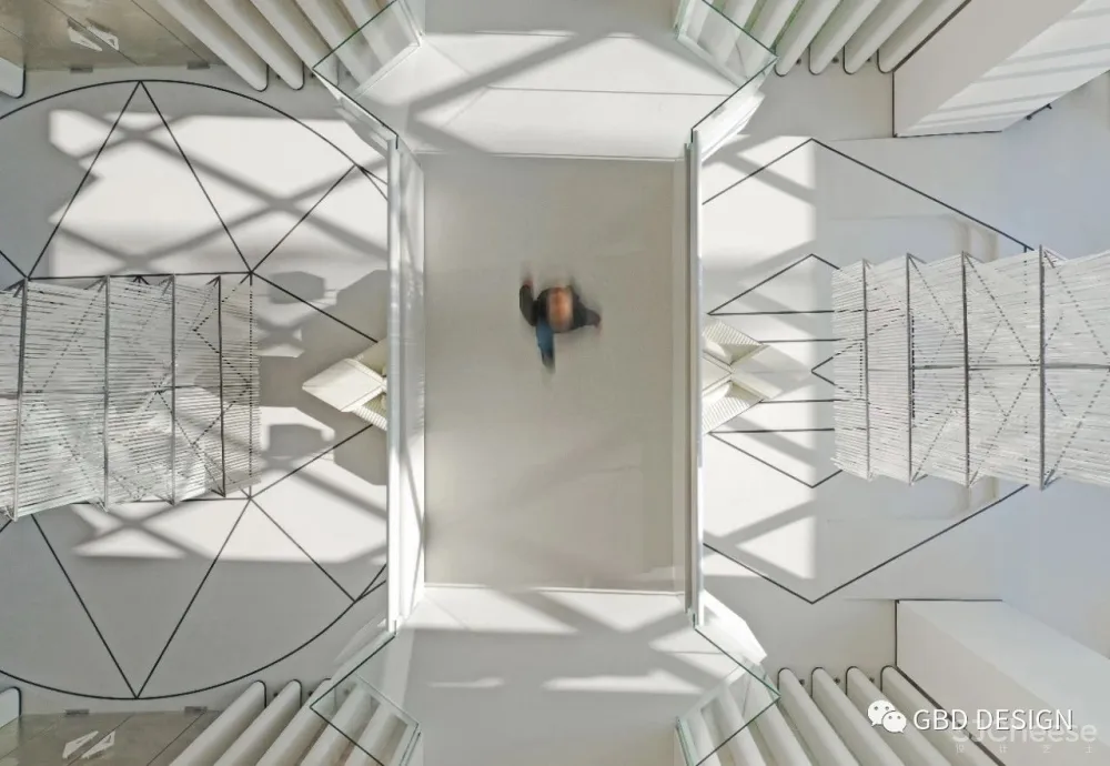 神圣的空旷—沈阳中海和平之门售楼部 广州杜文彪装饰设计