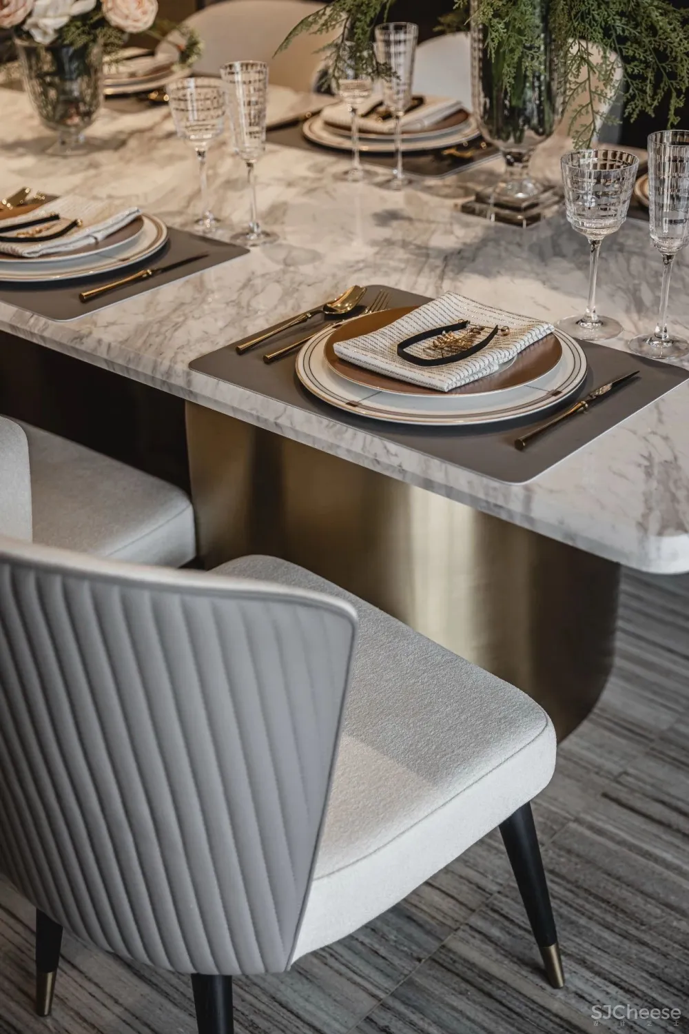 住宅丨现代 —— 都市繁杂后归于内心的对话