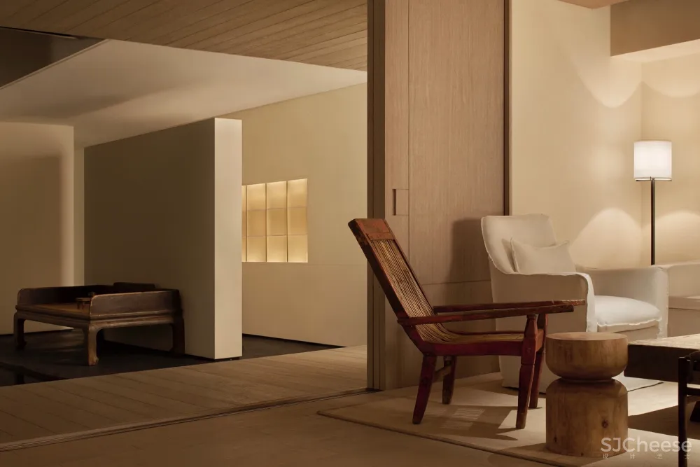 深圳东西茶室 – 田水月：水平线空间设计