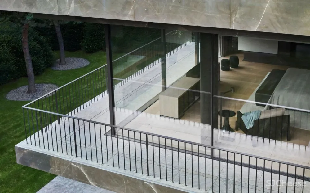 Liaigre studio|線條和結構的嚴謹性