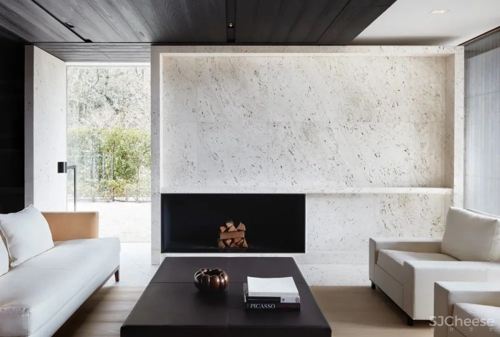 Christian Liaigre 专辑