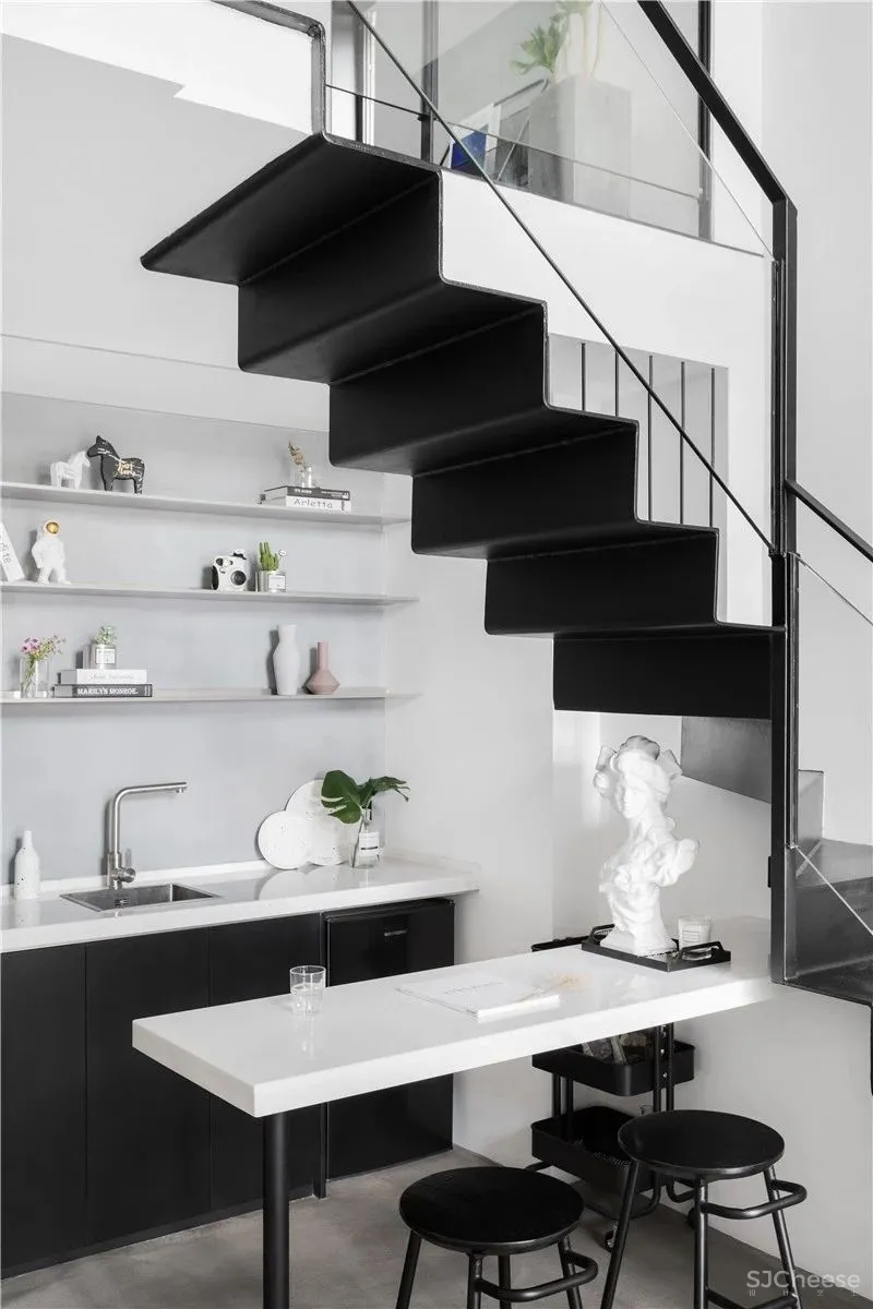 【缪茹空间设计】黑白是工作之余肉眼可及的闲适 R’s Yard!