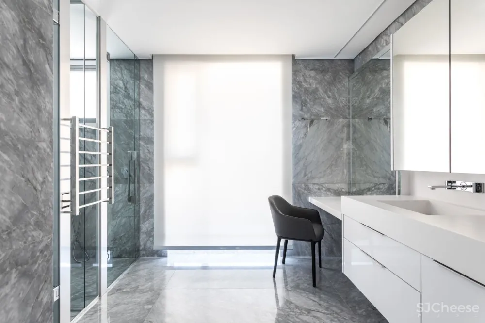 330m²顶奢复式的简约气质,低调而奢华