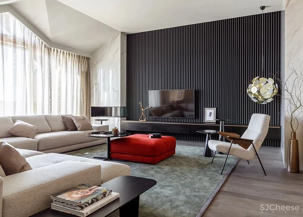 高级灰 红色，当代东方优雅美学的完美演绎