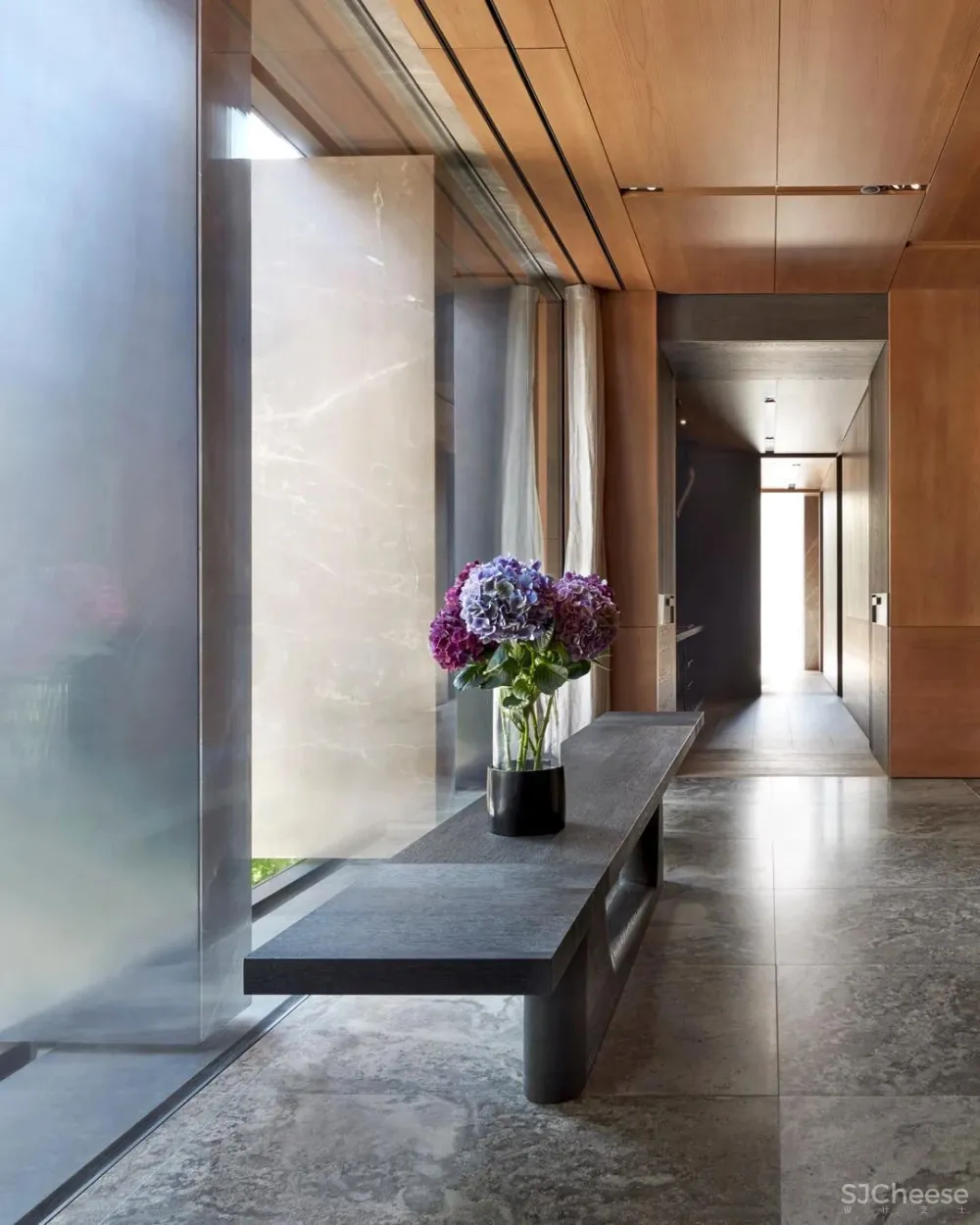 Christian Liaigre 专辑