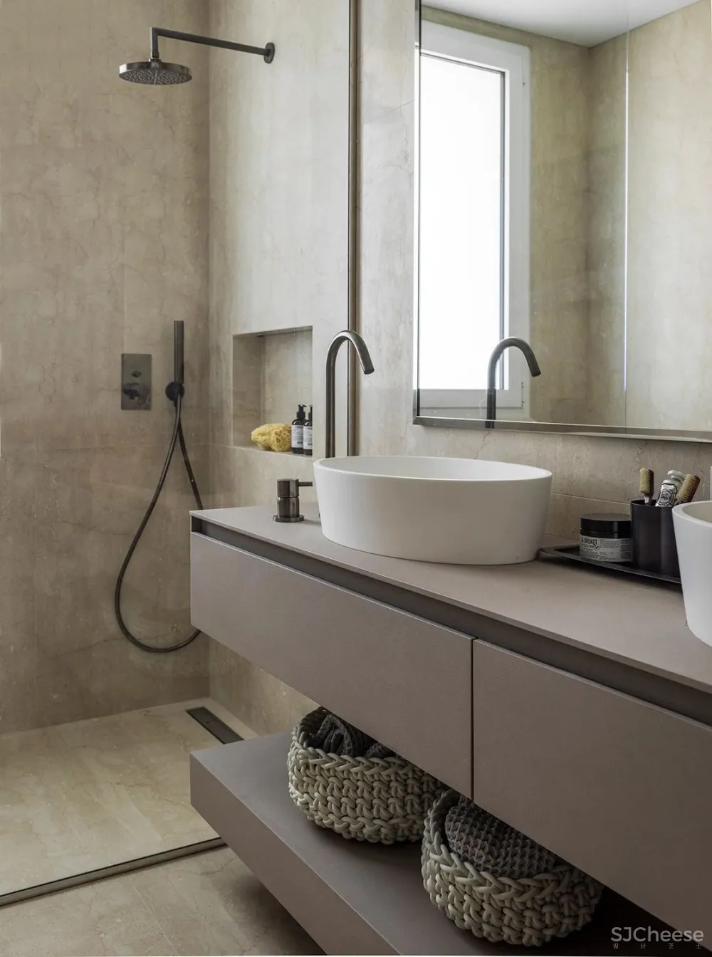 Fiona Barratt 低调轻奢 现代风向