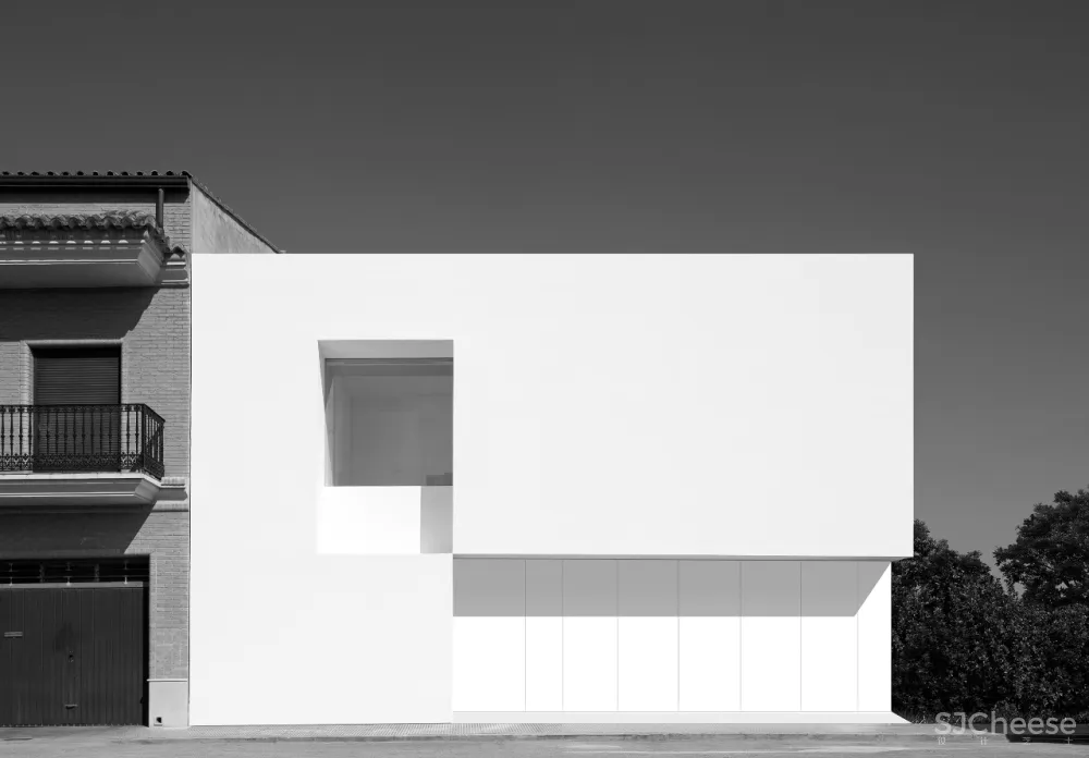 Fran Silvestre :遇见光,才知道白色极简有多美!