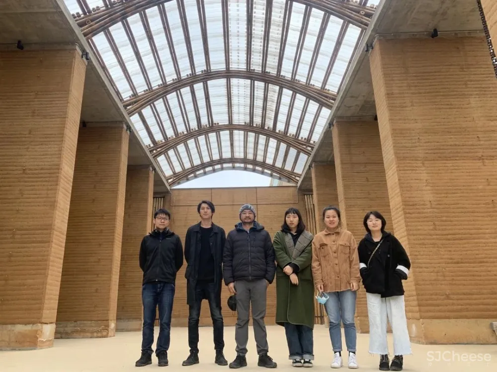 舒坦:在大理凤阳邑喝茶、洗片,他的“原生”乡建有何特别?