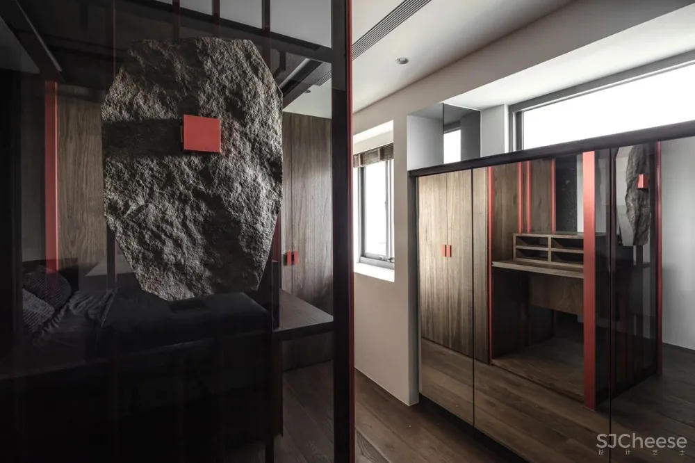 HODDI INTERIOR Memory