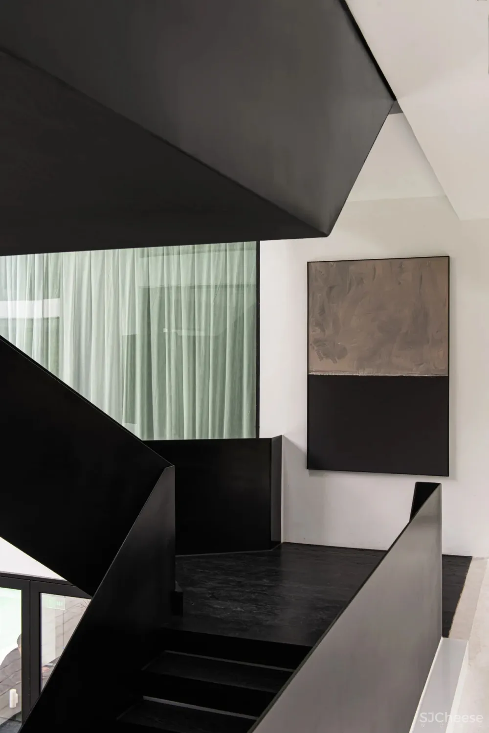 杉树林里的极美民宿