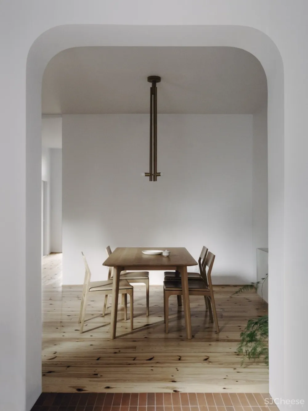 Mainstudio | Waverly Residence , 极简主义的温暖住宅