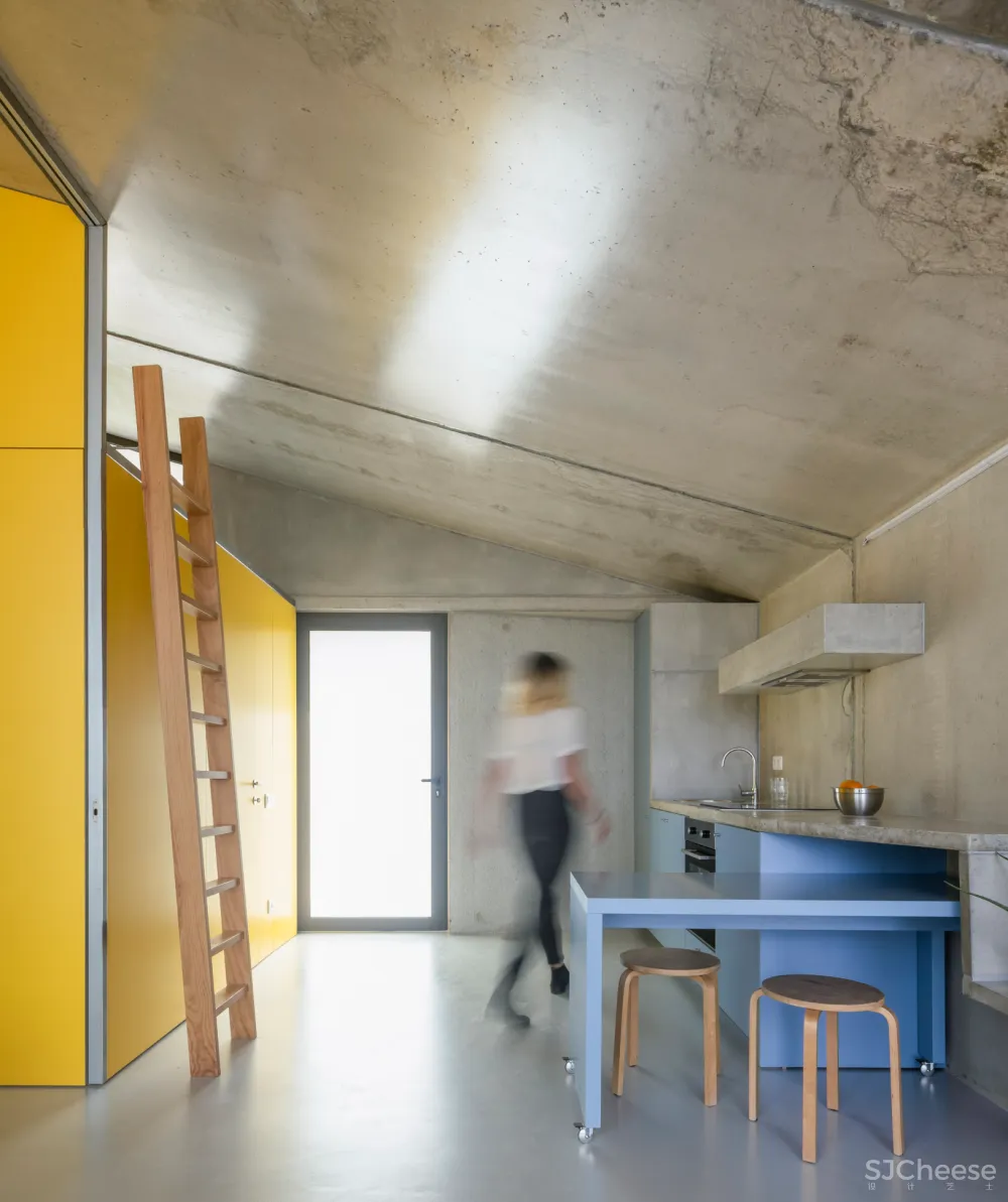 45㎡的混凝土LOFT，预制房也能有设计感！