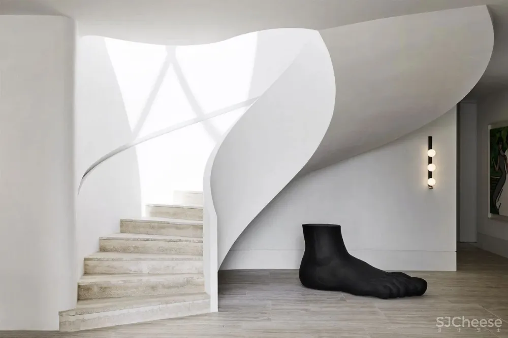 极简舒适住宅，给人一种宁静感！