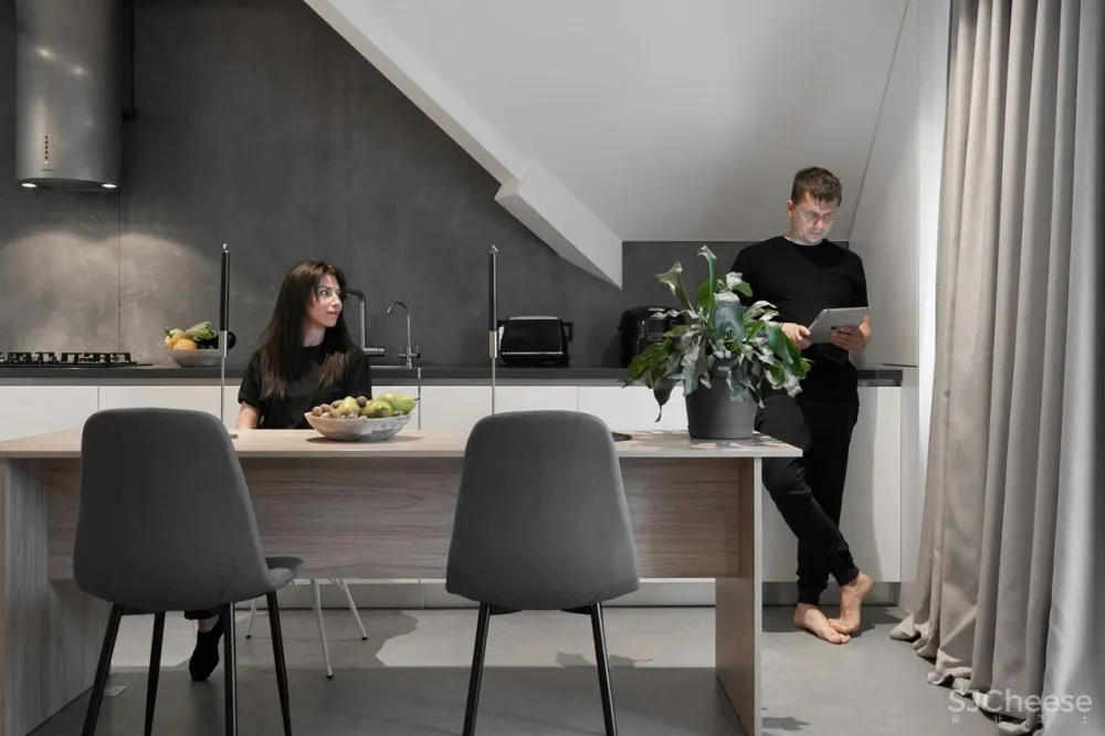 小户型阁楼，这样设计有格调还显大！