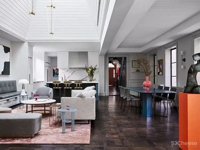 复古 轻奢,与浪漫主义撞个满怀。