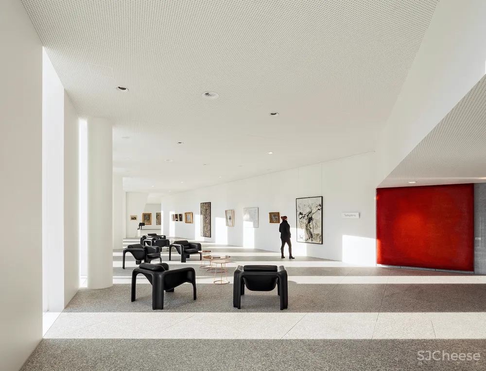 看看芬兰这栋总部大楼,没想到中庭还能这样设计!