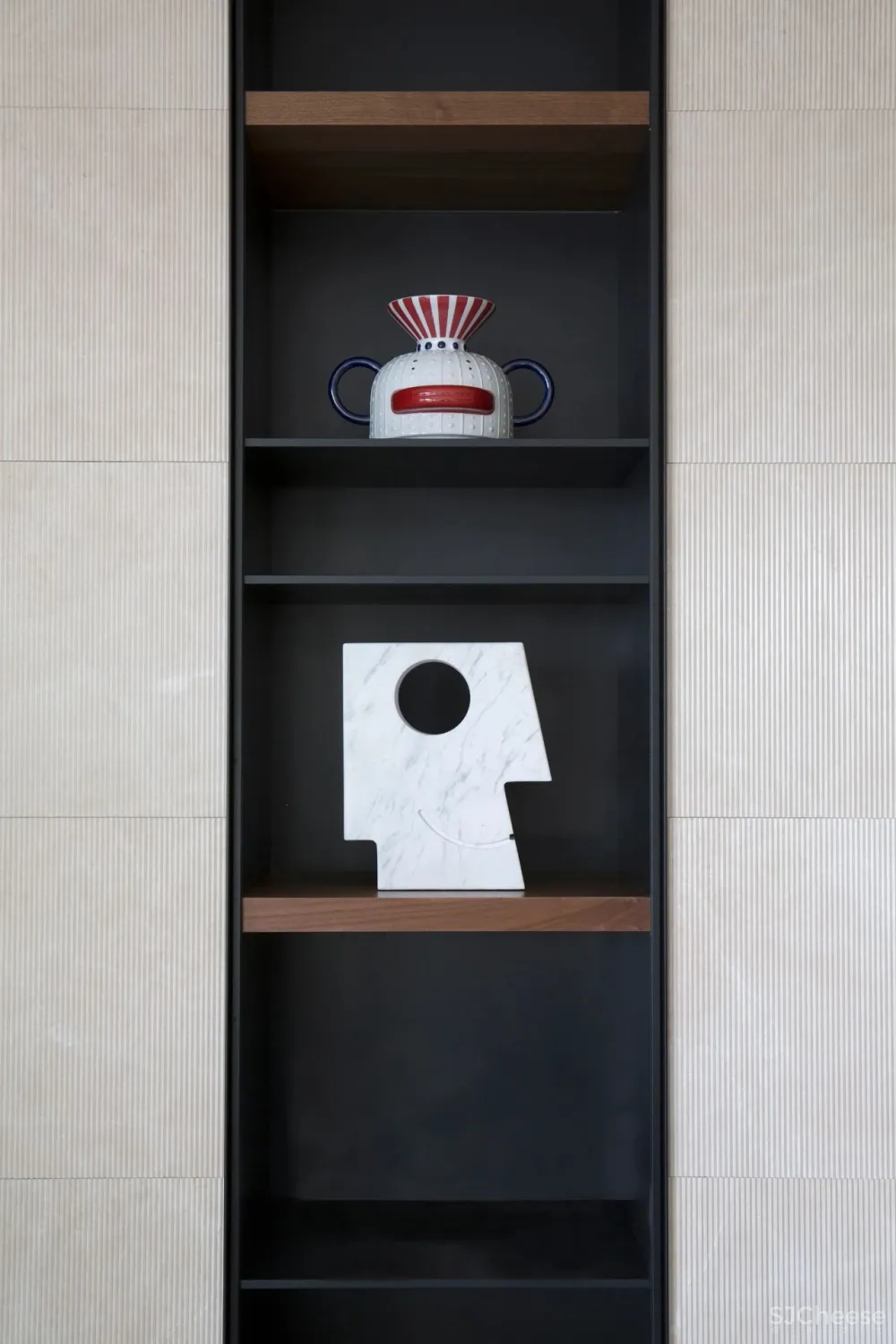 380㎡现代轻奢大宅,用线条勾勒空间的精髓!