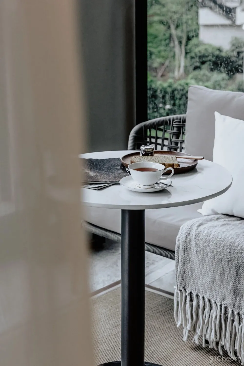 住宅丨现代 —— 都市繁杂后归于内心的对话