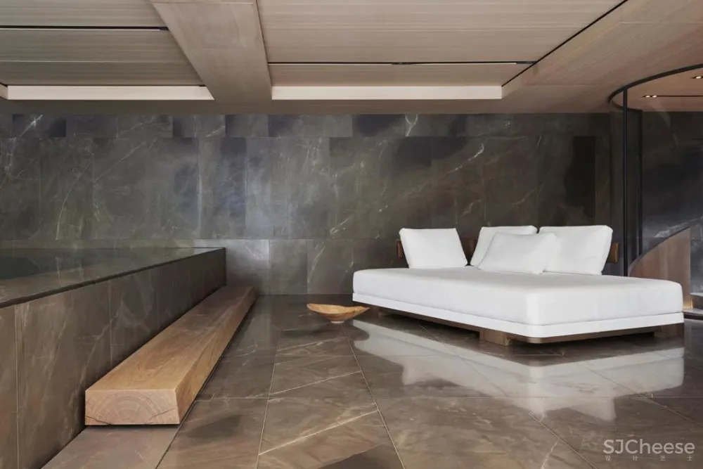 Christian Liaigre 专辑