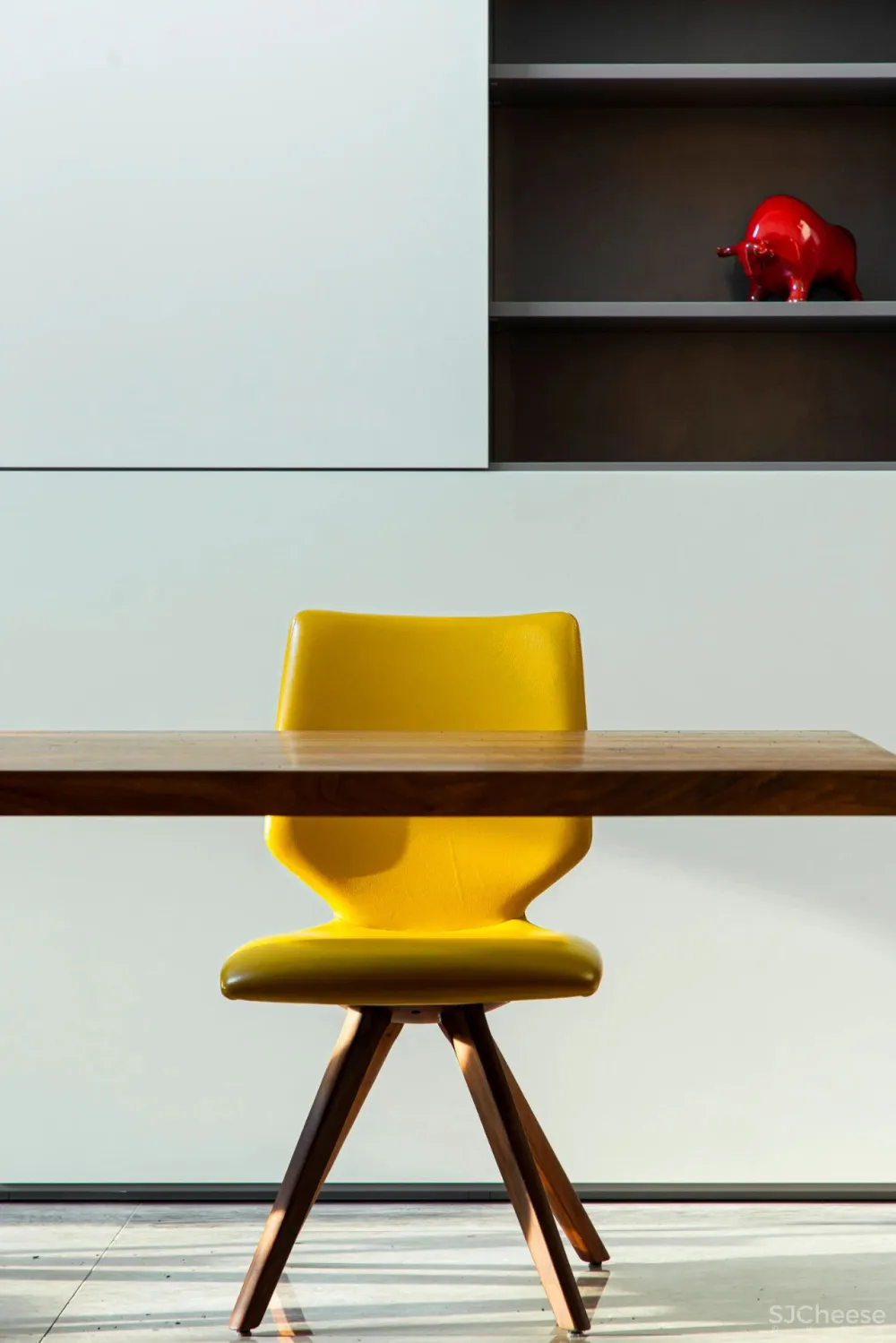 李晶一新作 适逸书香