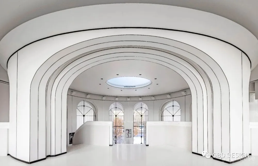 神圣的空旷—沈阳中海和平之门售楼部 广州杜文彪装饰设计