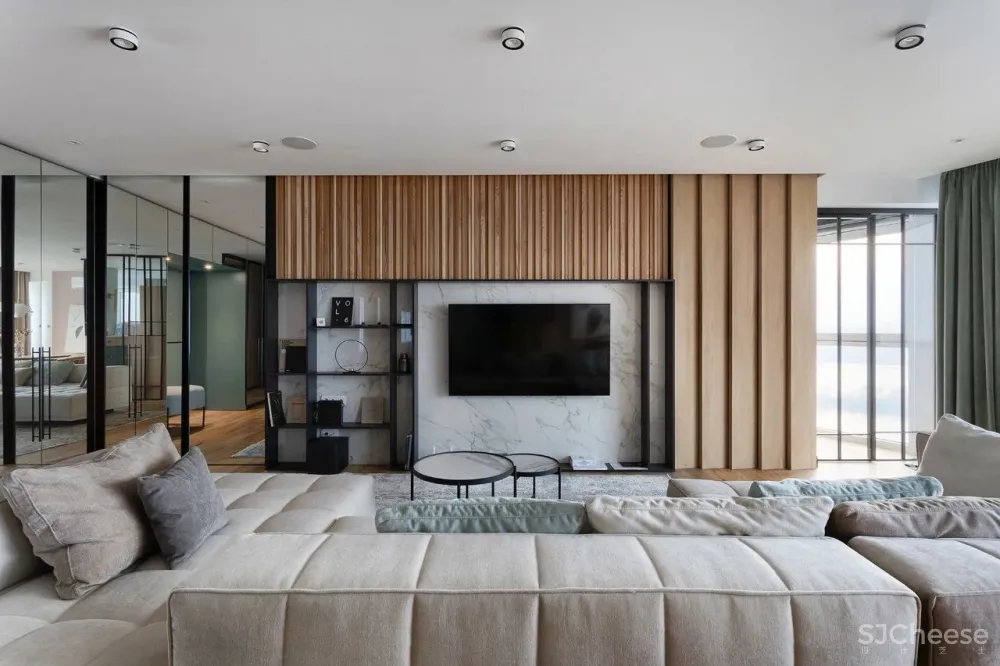 入户就装镜面柜,让家看起来大一倍!