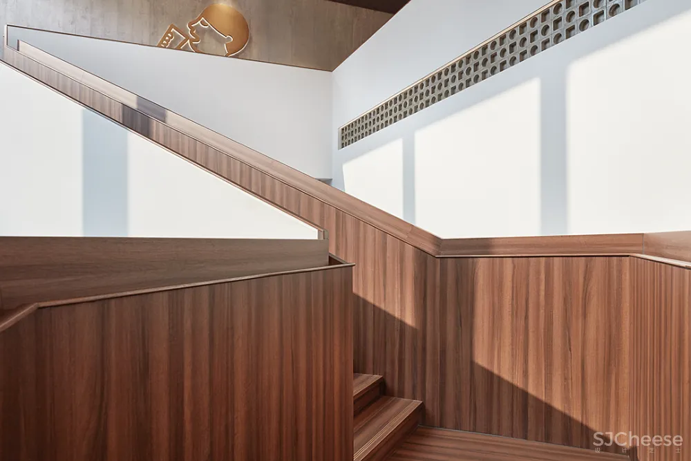 喜茶广州首家LAB旗舰店揭幕，「阿喜茶楼」惊艳羊城！