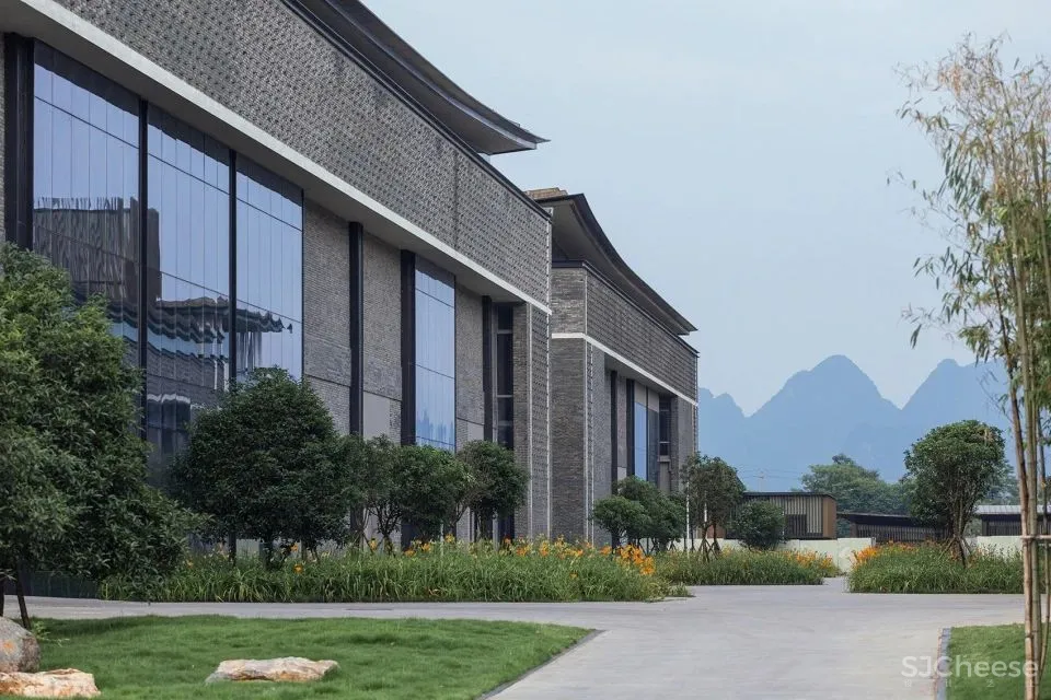 新作 桂林十如纺织工业园:工业4.0与传统中式山水 吕元祥建筑师事务所