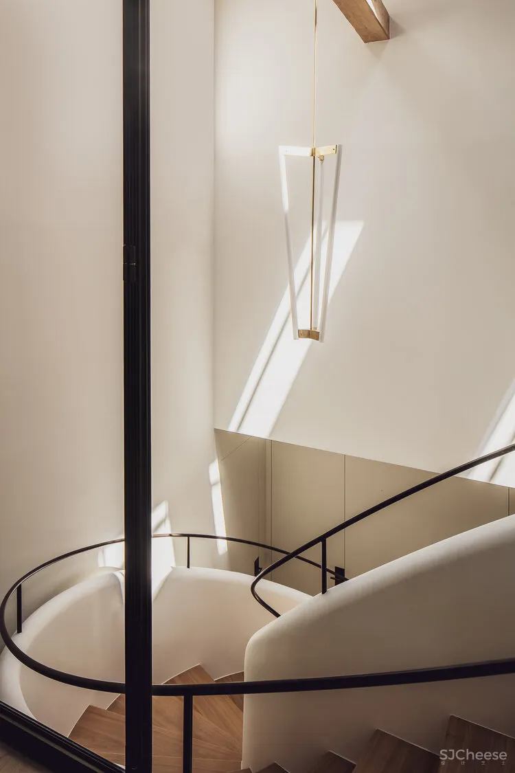 精致的复古感,纯粹典雅!