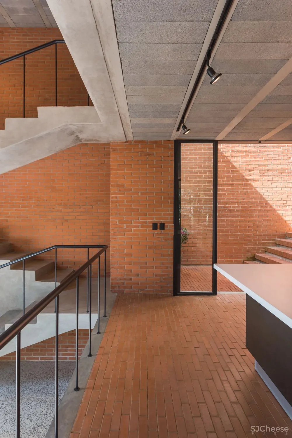 Productora丨超现实的狂野建筑幻想