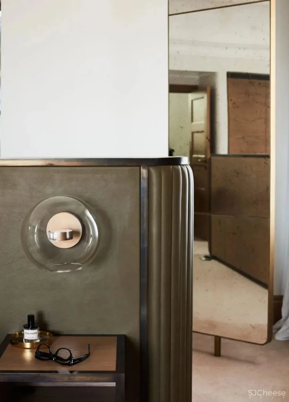 优雅“中性色”山顶别墅,低调却有品位!