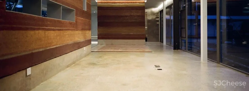 舒坦:在大理凤阳邑喝茶、洗片,他的“原生”乡建有何特别?