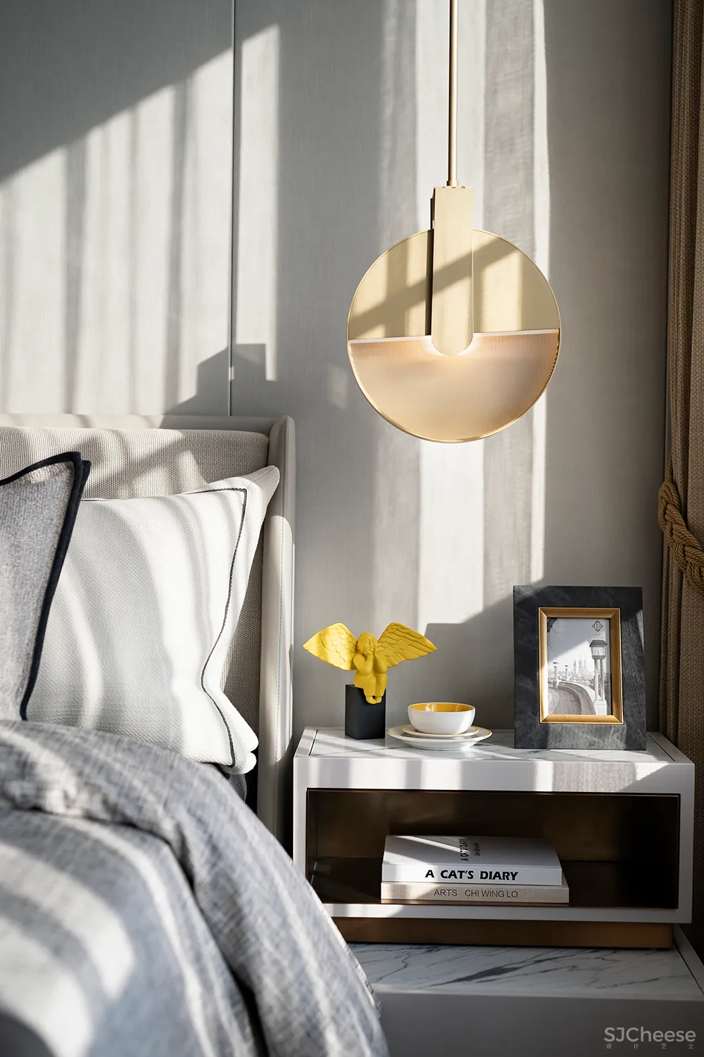 248m² 顶层复式，演绎温润质朴的生活美学