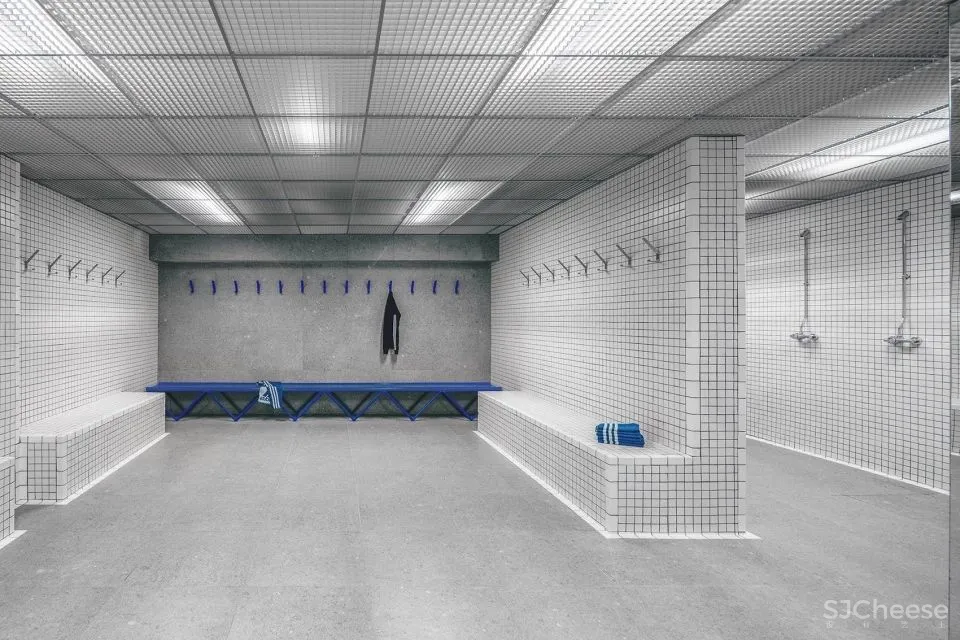 阿迪达斯X法国国家体育学院公共空间改造 Ubalt Architectes Ubi Bene