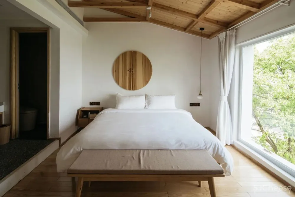 别止:重庆南山上的白房子,让人“重返18岁”