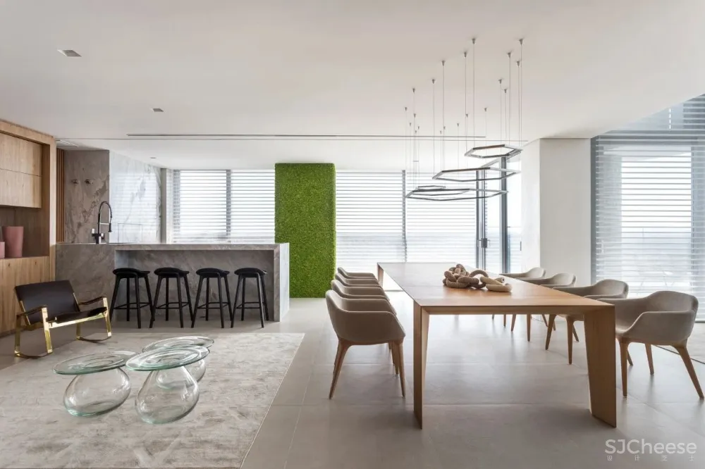 330m²顶奢复式的简约气质,低调而奢华